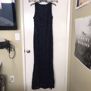 Double layered navy blue sequenced dress 👗